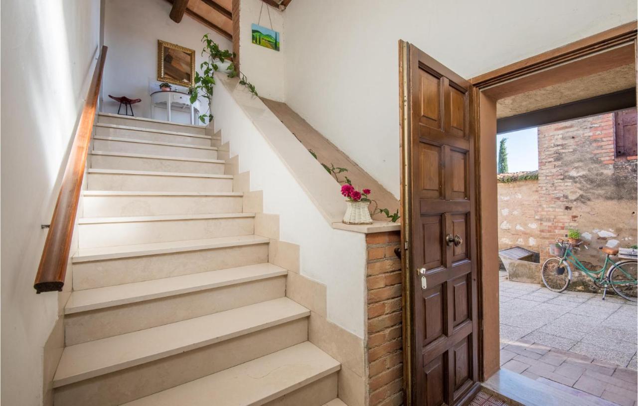 Gorgeous Home In Montalcino With Kitchen Luaran gambar