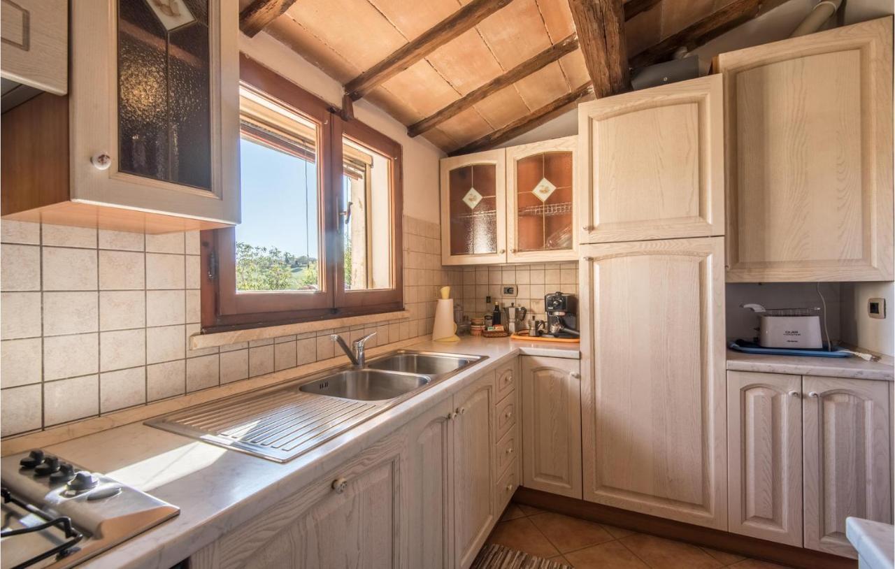 Gorgeous Home In Montalcino With Kitchen Luaran gambar