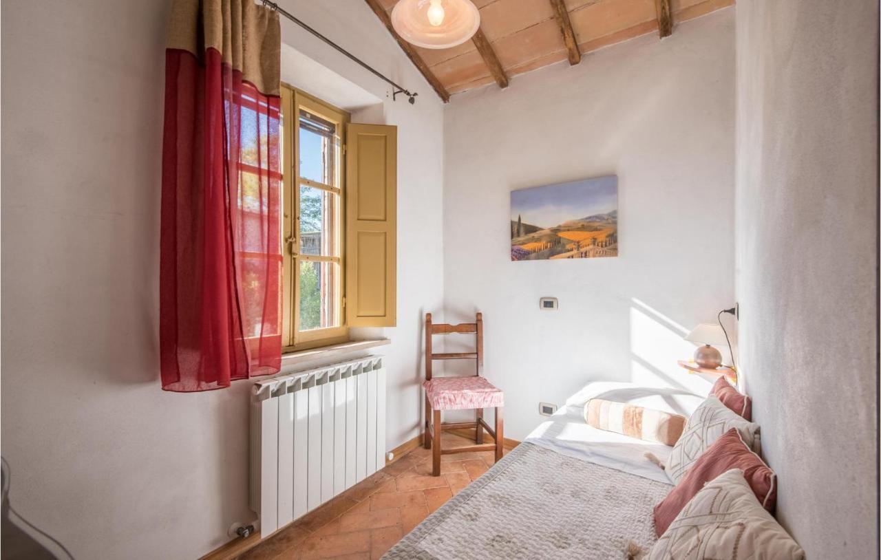 Gorgeous Home In Montalcino With Kitchen Luaran gambar