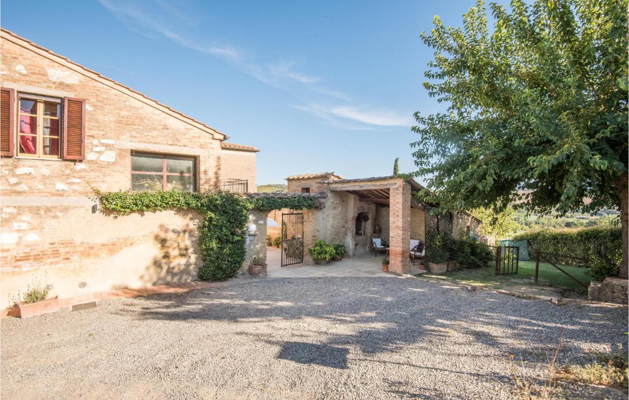 Gorgeous Home In Montalcino With Kitchen Luaran gambar