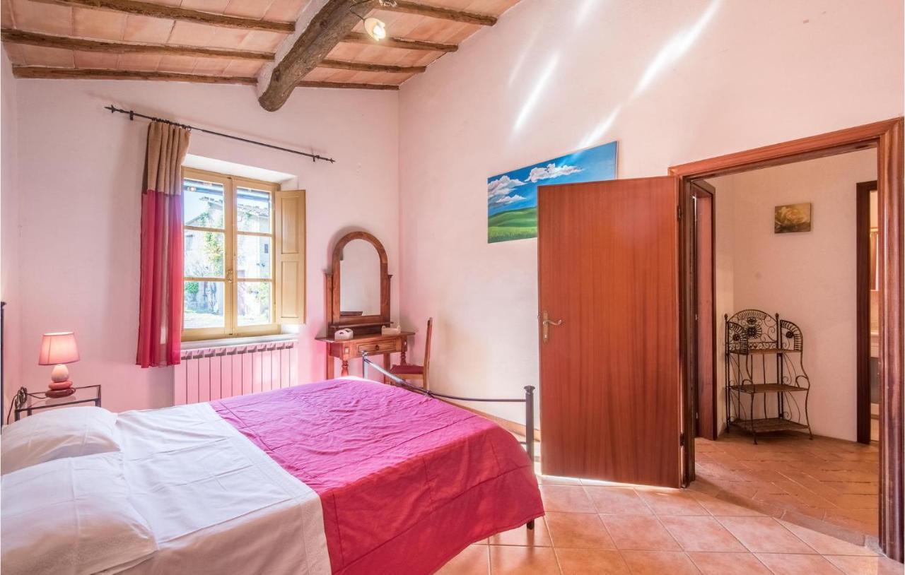 Gorgeous Home In Montalcino With Kitchen Luaran gambar