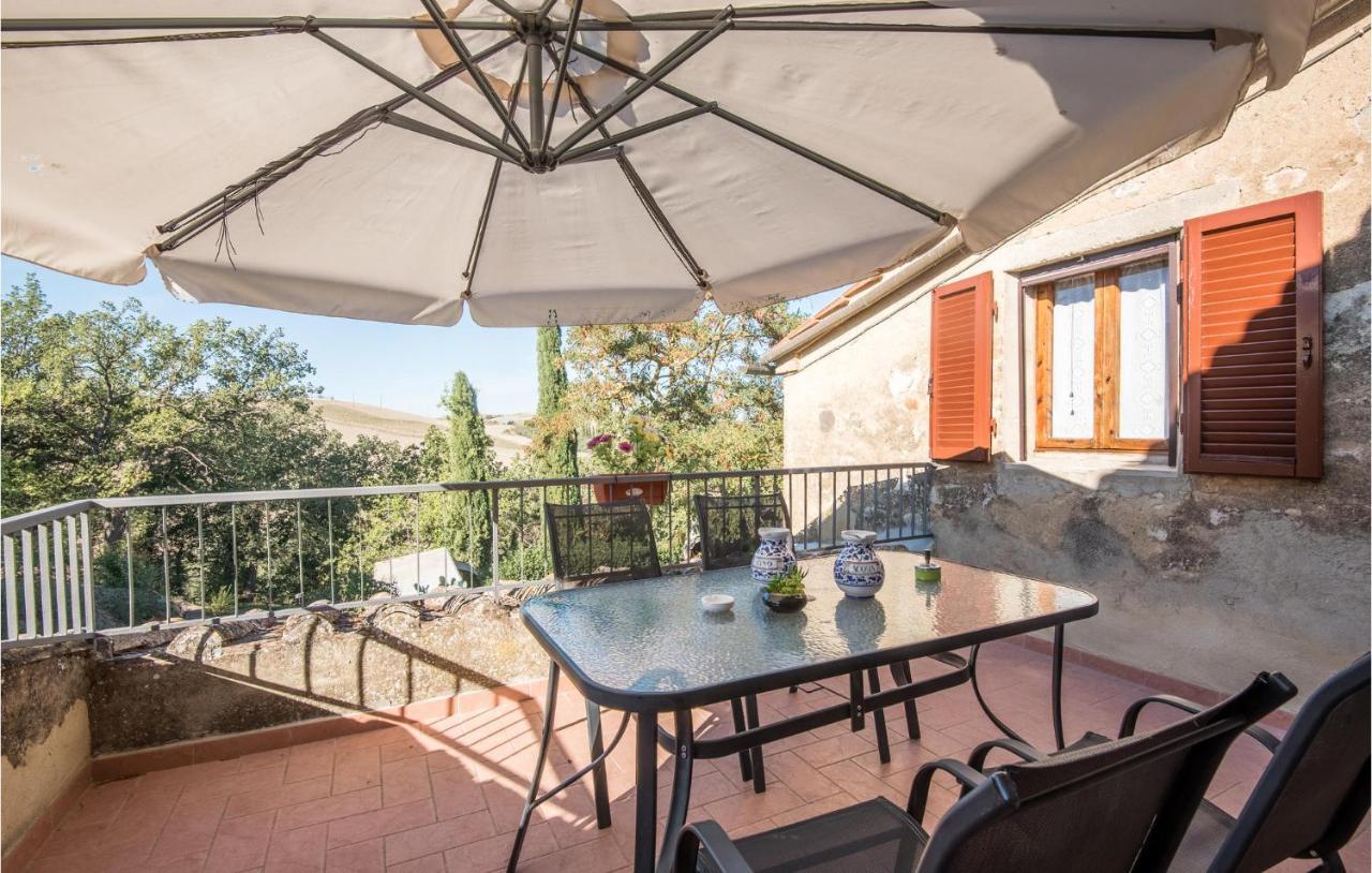 Gorgeous Home In Montalcino With Kitchen Luaran gambar